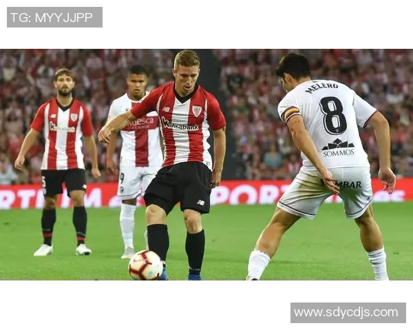 皇马与毕尔巴竞技激战在即谁能在西甲赛场上笑到最后