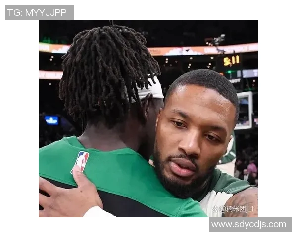 霍勒迪与利拉德的对决谁能在NBA赛场上笑到最后