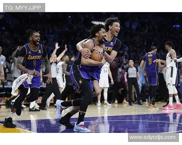 雄鹿与湖人精彩对决直播视频全程回放与赛后分析