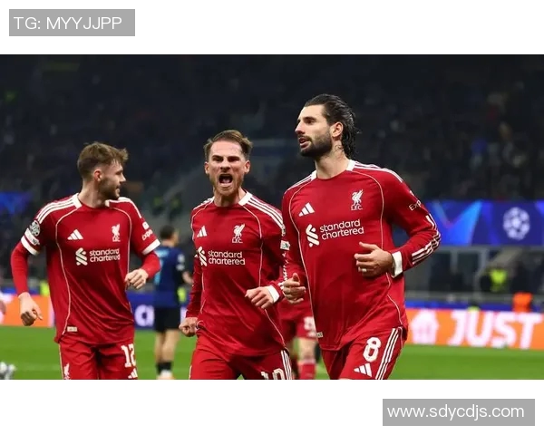 加克波的崛起之路:从青年才俊到足球巨星的华丽转身 加克波的崛起之路:从青年才俊到足球巨星的华丽转身