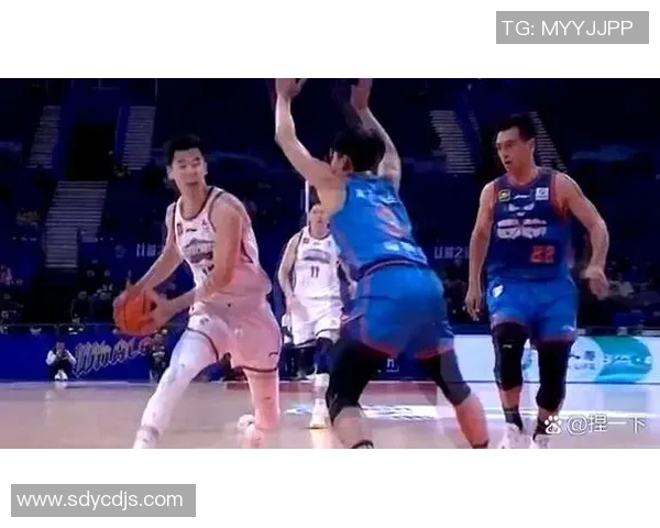 广东宏远与浙江广夏激战正酣谁能在CBA赛场上笑到最后 广东宏远与浙江广夏激战正酣谁能在CBA赛场上笑到最后