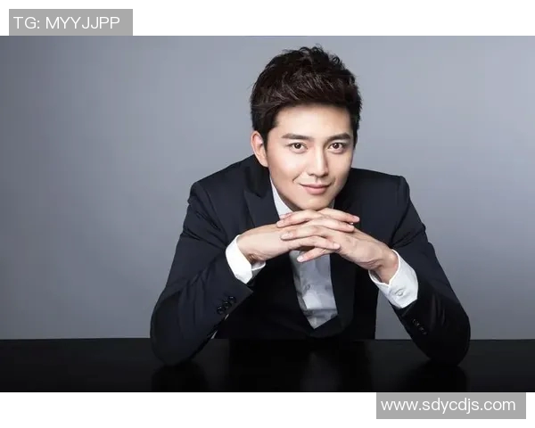 李泓澎的成长之路与人生哲学探讨：从少年到成年的心路历程