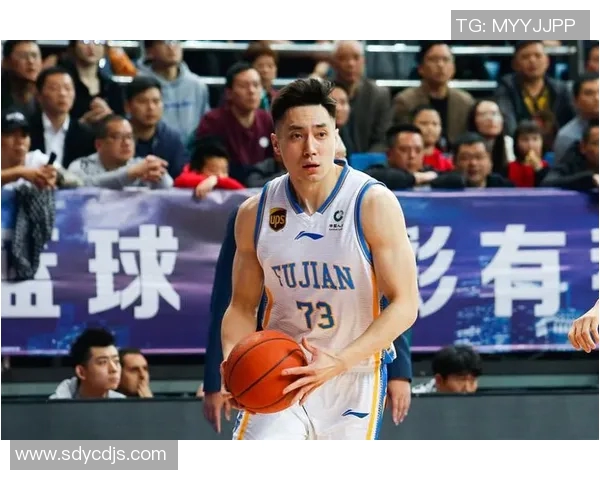 赵泰隆:从篮球新星到职业生涯的辉煌蜕变与未来展望 赵泰隆:从篮球新星到职业生涯的辉煌蜕变与未来展望