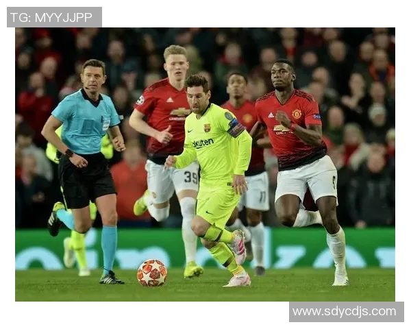 巴萨与曼联2017年欧冠对决回顾:经典之战的战术与精彩瞬间分析 巴萨与曼联2017年欧冠对决回顾:经典之战的战术与精彩瞬间分析