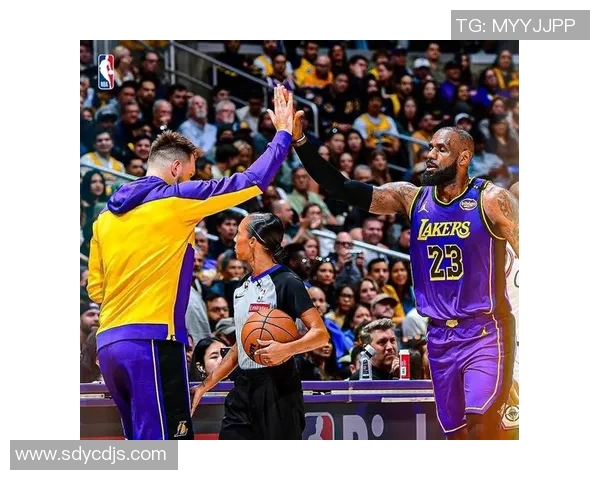 快船对湖人精彩对决免费直播全程回顾与赛后分析